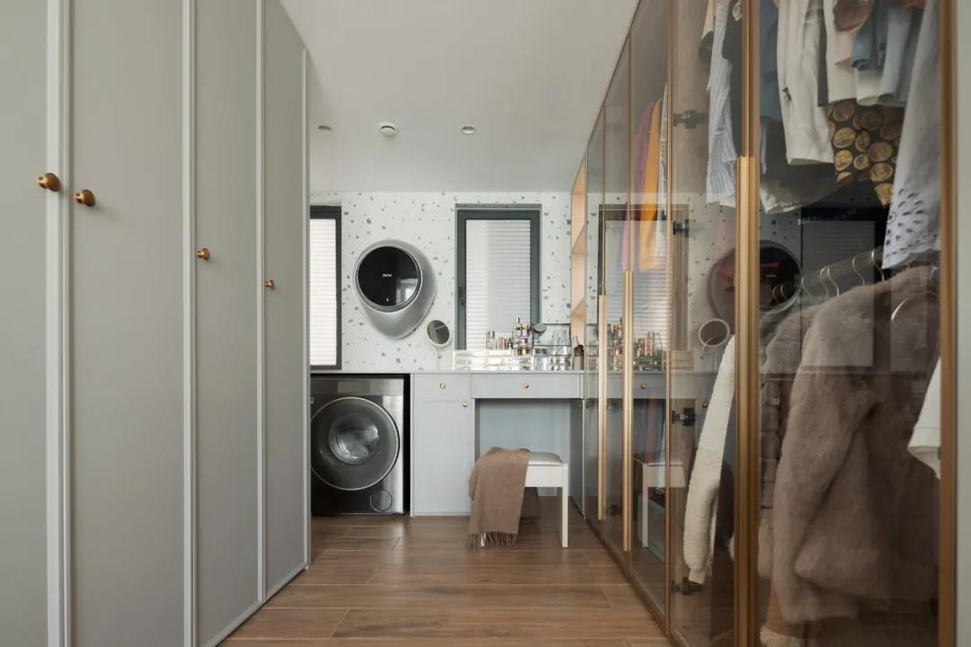 咱就是說，93㎡小三居改成一居，看完我直呼好家伙~	