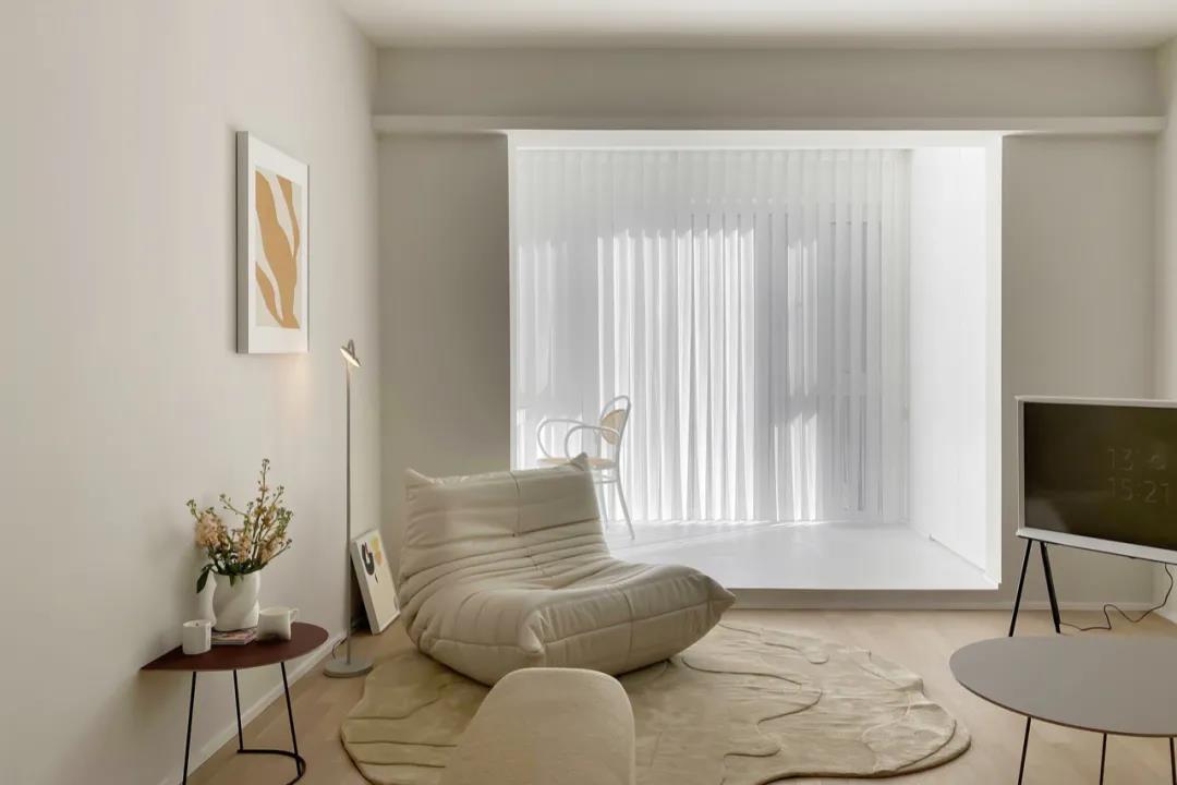 創(chuàng)業(yè)夫妻窮裝修，拱形門+奶油風(fēng)，入住10年不過時(shí)	