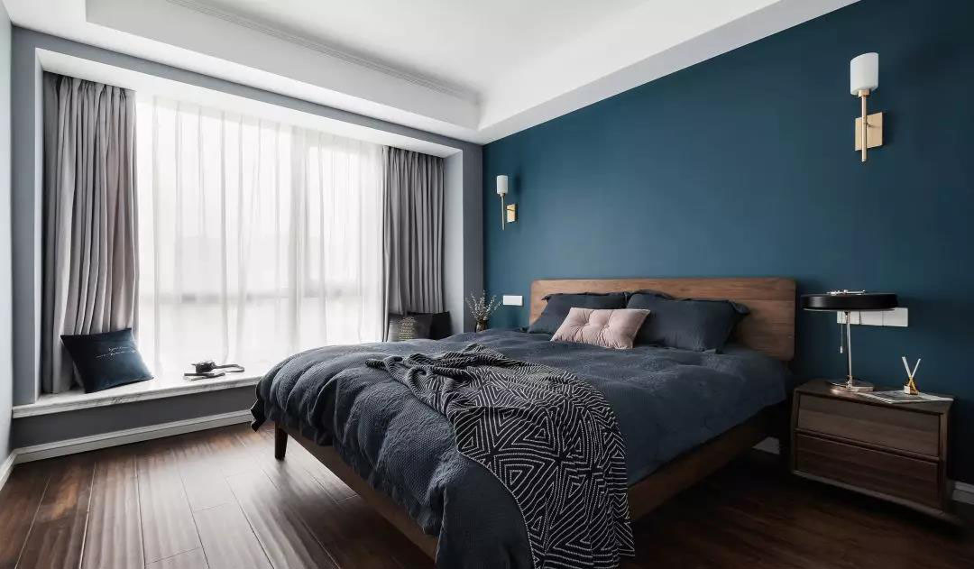 入住4年她家不過(guò)時(shí)，復(fù)古搭配、空間設(shè)計(jì)經(jīng)驗(yàn)都是一絕