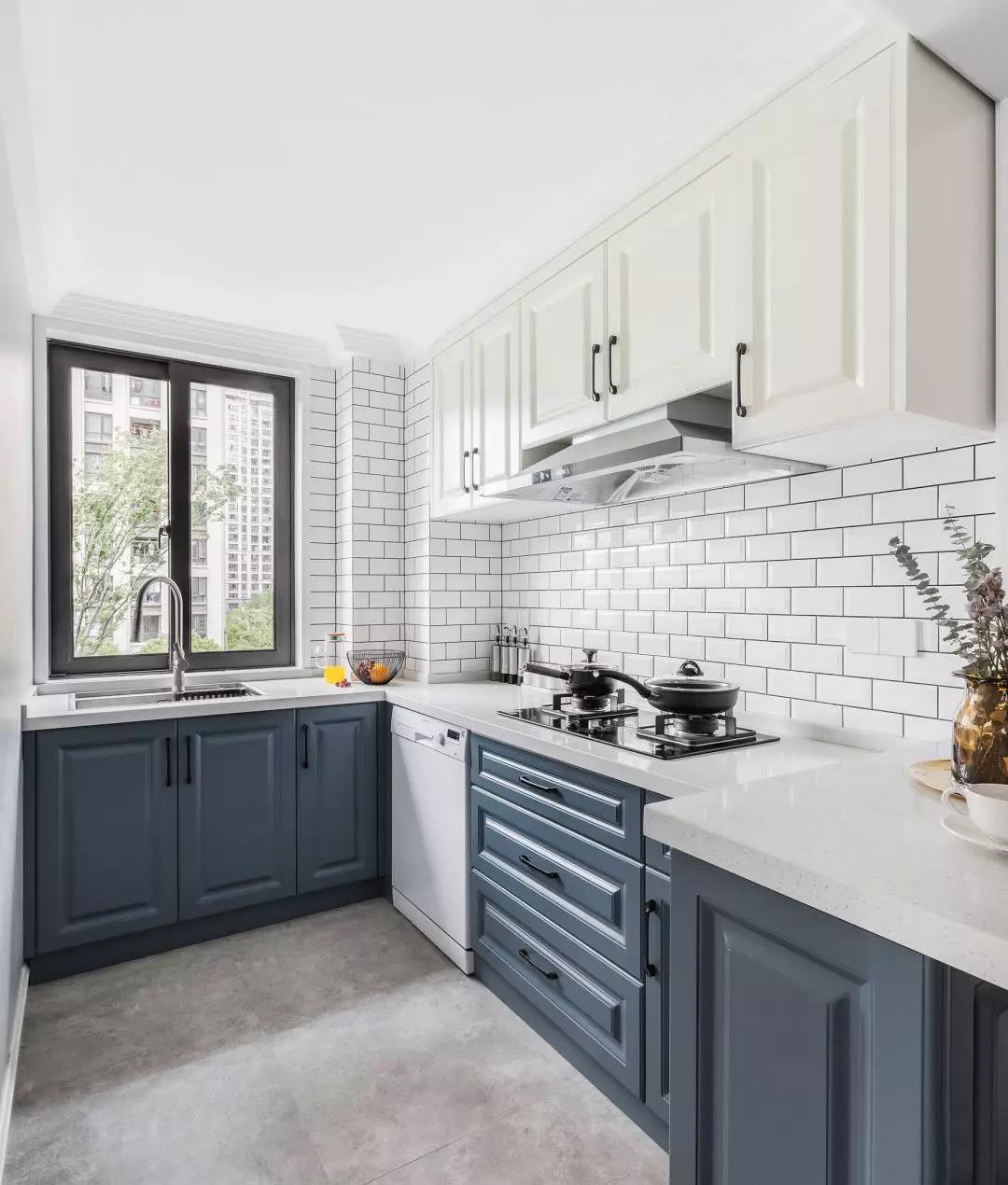 入住4年她家不過(guò)時(shí)，復(fù)古搭配、空間設(shè)計(jì)經(jīng)驗(yàn)都是一絕