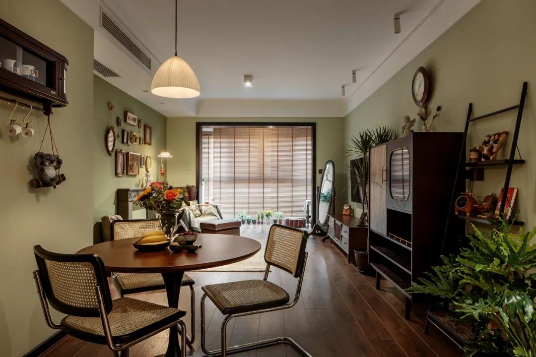 80㎡復(fù)古風(fēng)丨一人一寵一世界，解鎖獨(dú)居生活的Freedom