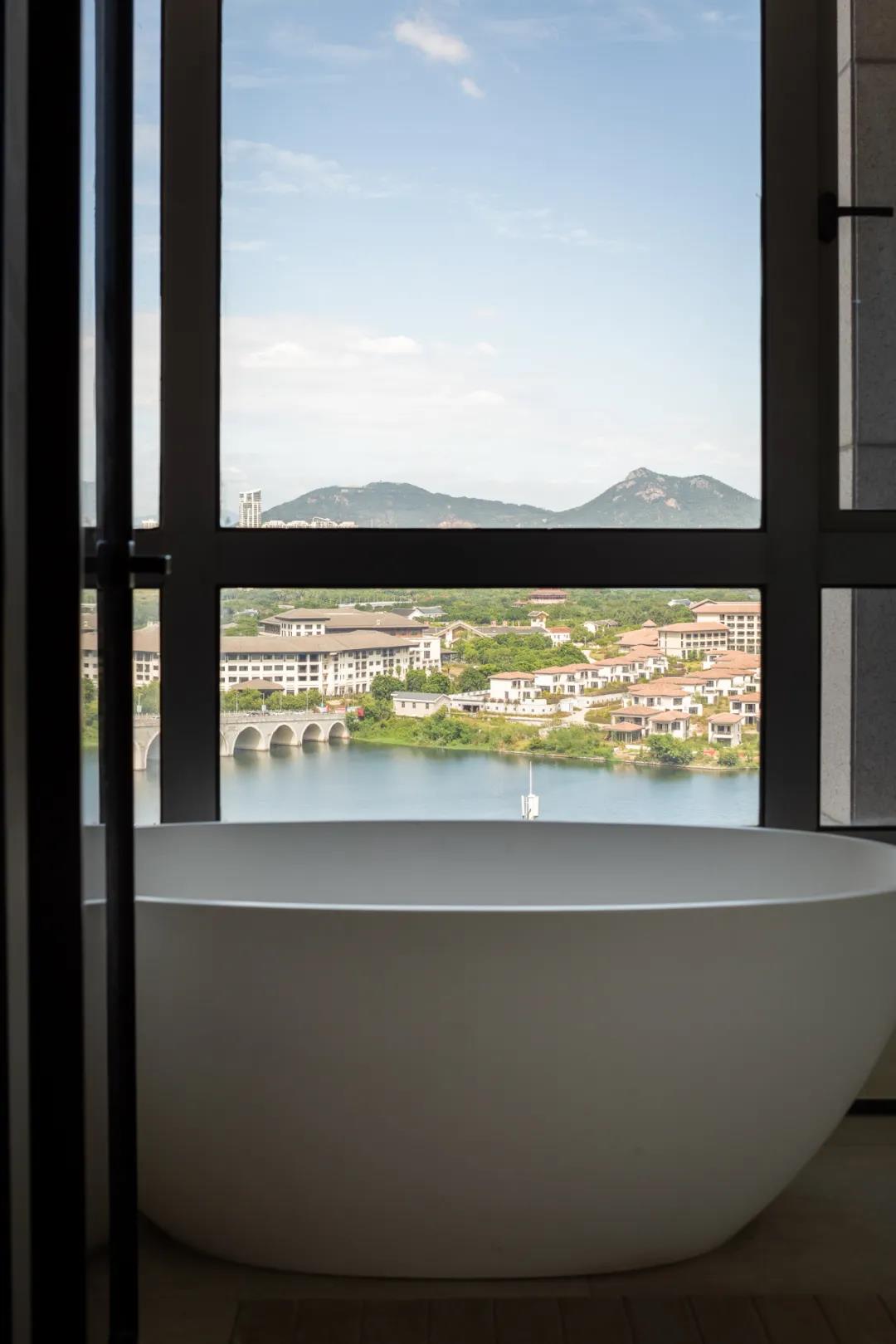 超強隱形收納+絕美落地窗景，這個搭配范本必看！	