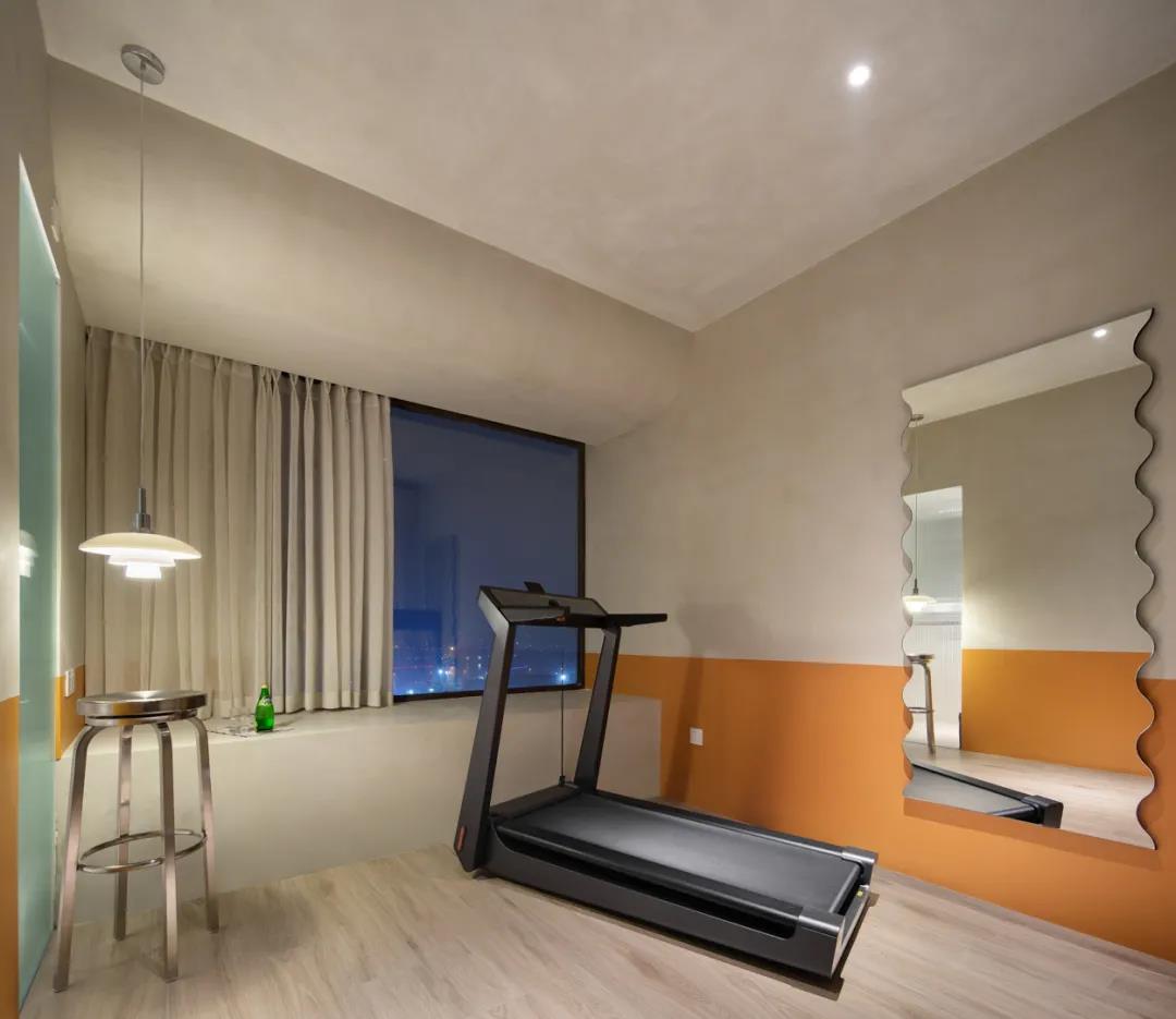 95㎡奶油宅搞出30㎡收納空間，再也不用哭著斷舍離	