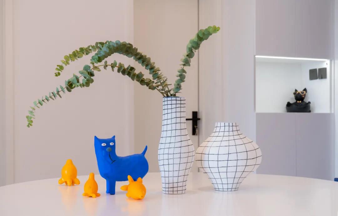 好設計丨昏暗的95㎡老房，竟改成「奶茶色」清新Home~