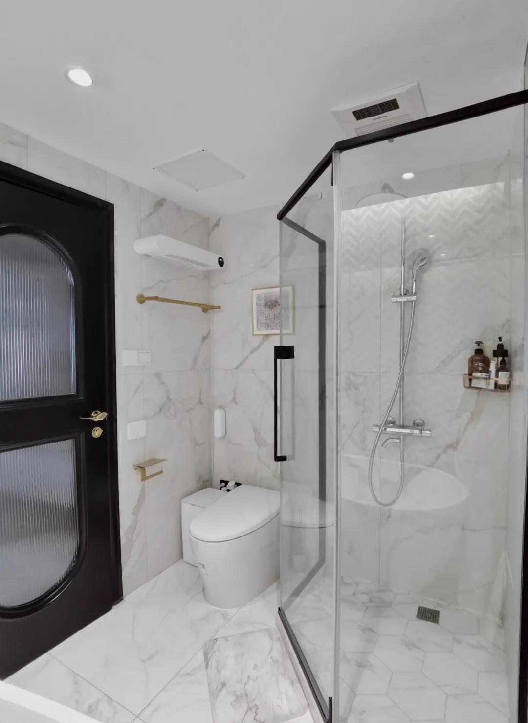 小一居改成「五臟俱全」復古套房，2喵1汪樂不思蜀~	