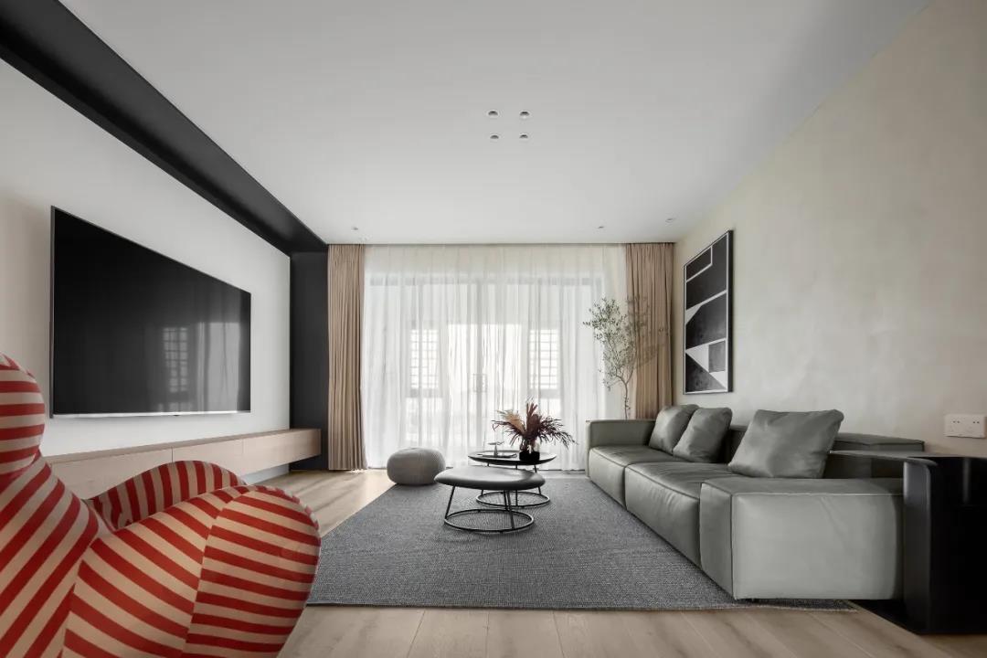 超強隱形收納+絕美落地窗景，這個搭配范本必看！	