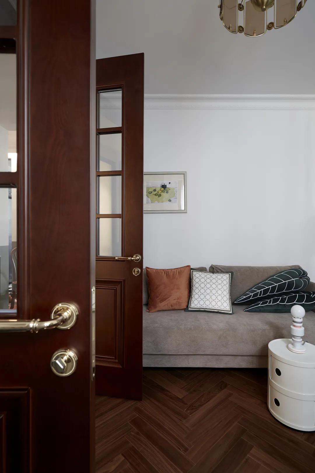 穿越民國劇場品質宅，83㎡老破舊變身「古典生活館」