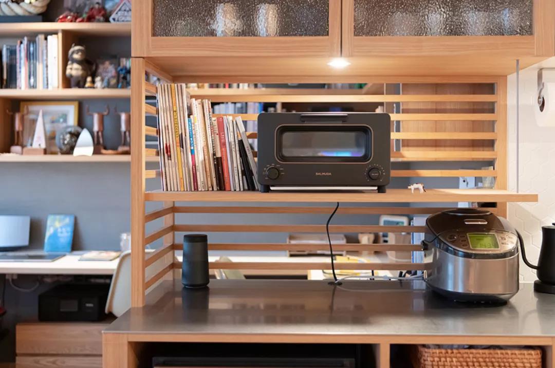 她家和風80㎡「元宇宙兒童房」上床下柜，墻上還開洞？