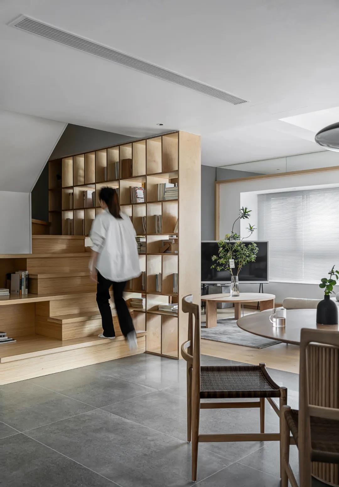 「學區房天花板」客廳是