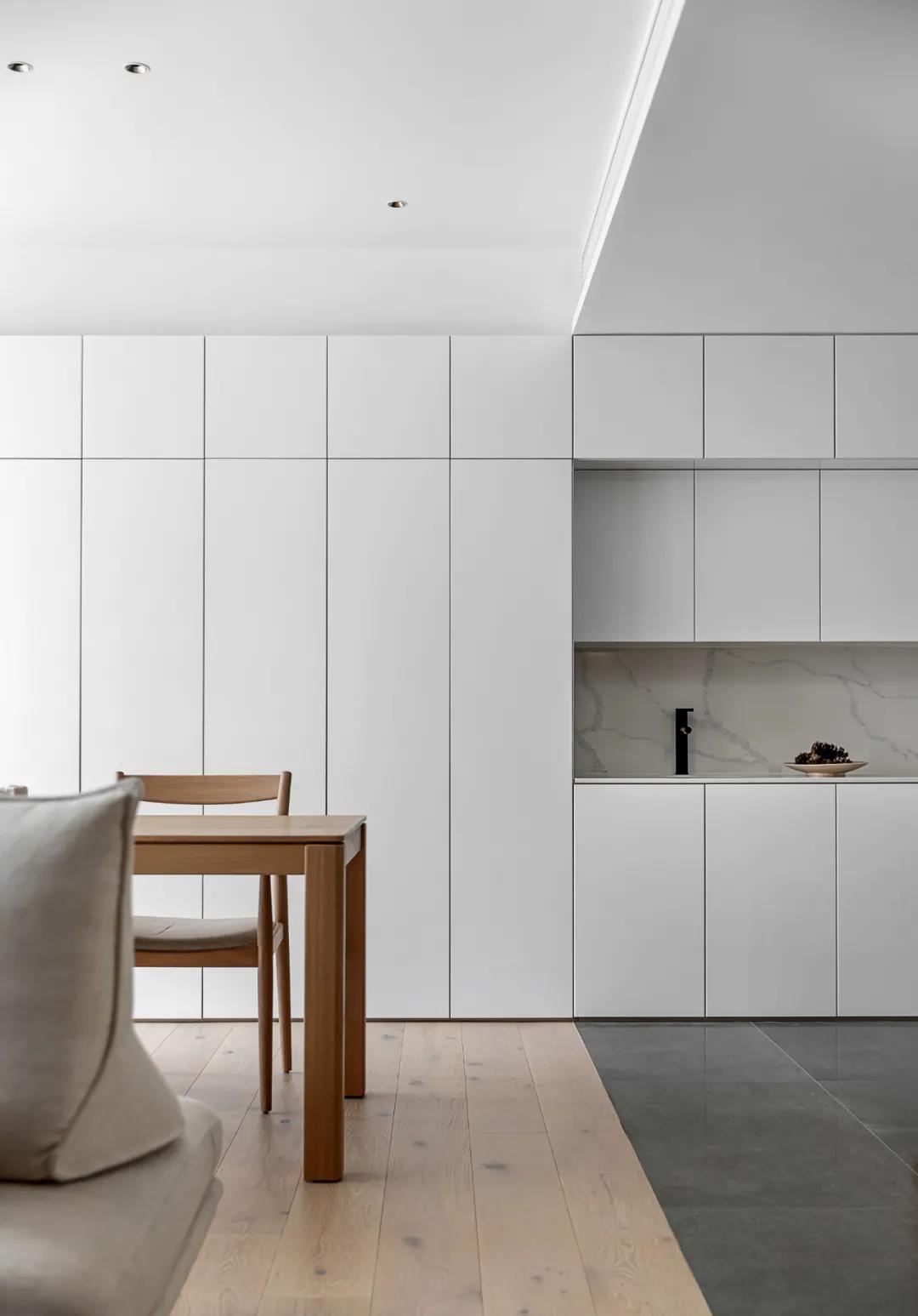 「學區房天花板」客廳是