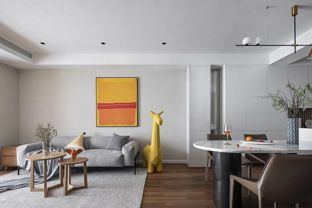 她家「LDK&開放廚房&走廊衣帽間」功能主義發(fā)揮極致~	