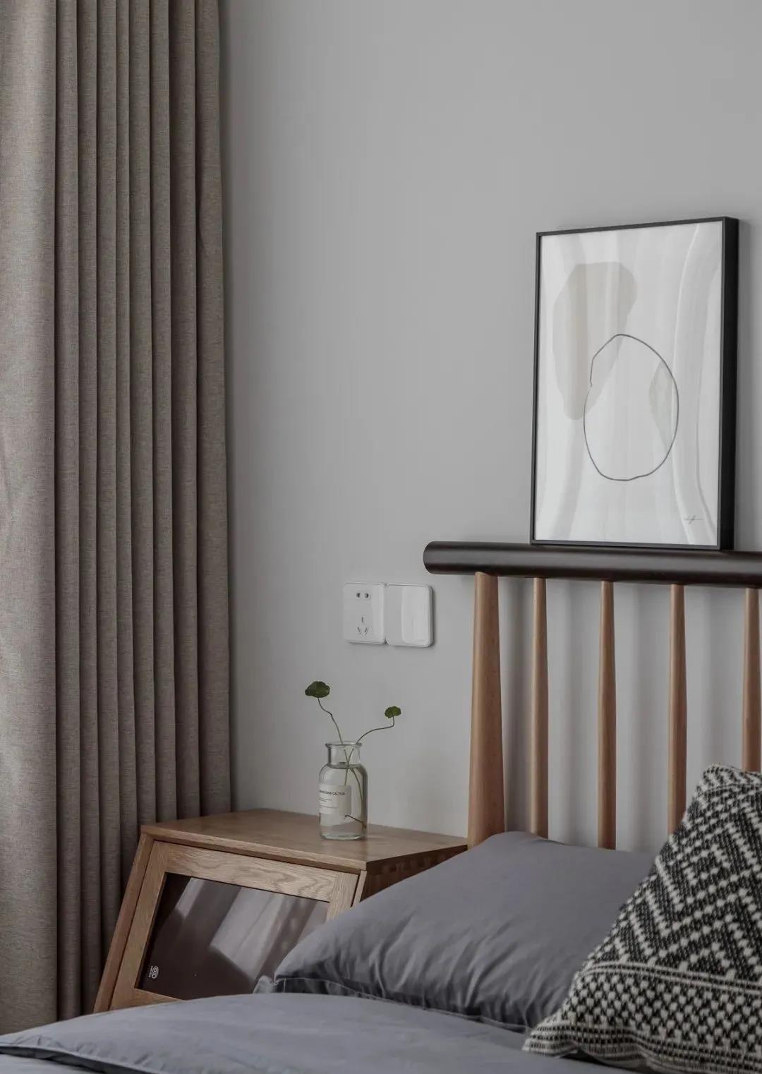 裝修也內卷？黑白+原木打造廣州120㎡電影里的高級感	