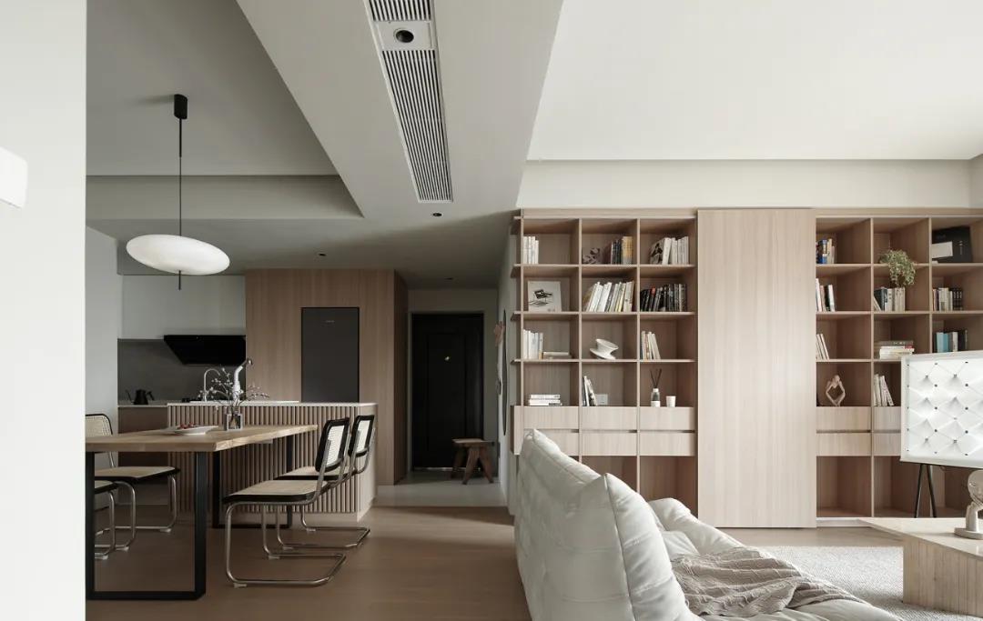 獨居房LV10玩家：112㎡客廳圖書館+露天浴室の詩意幸福