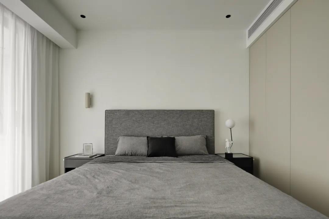 新時(shí)代夫妻的143㎡『黑白質(zhì)感家』，開(kāi)啟心動(dòng)模式~