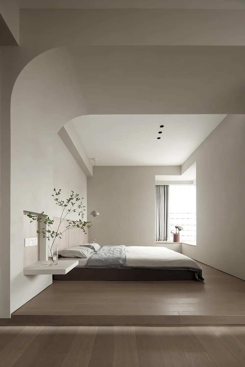 獨居房LV10玩家：112㎡客廳圖書館+露天浴室の詩意幸福