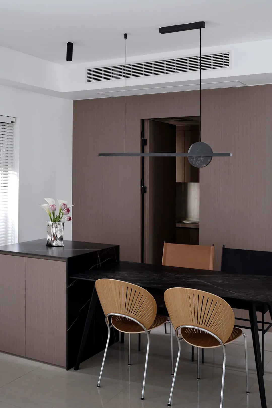 百變收納+洄游動線，她家「莫蘭迪色」20年都不過時！