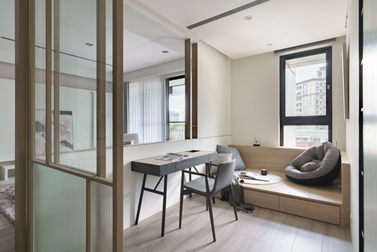 玻璃書房+豪華衣帽間，灑滿陽光的110㎡居家也像在度假