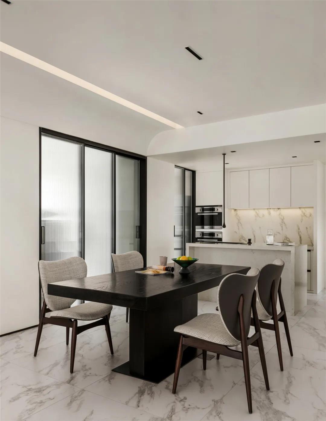 「自我與家庭」和諧共處，以愛之名體貼145㎡三代同堂