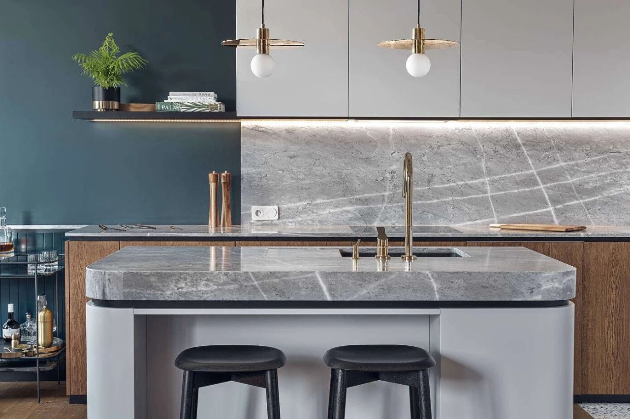 79㎡斜頂閣樓變身小型別墅，縱享音樂與酒的品質(zhì)生活