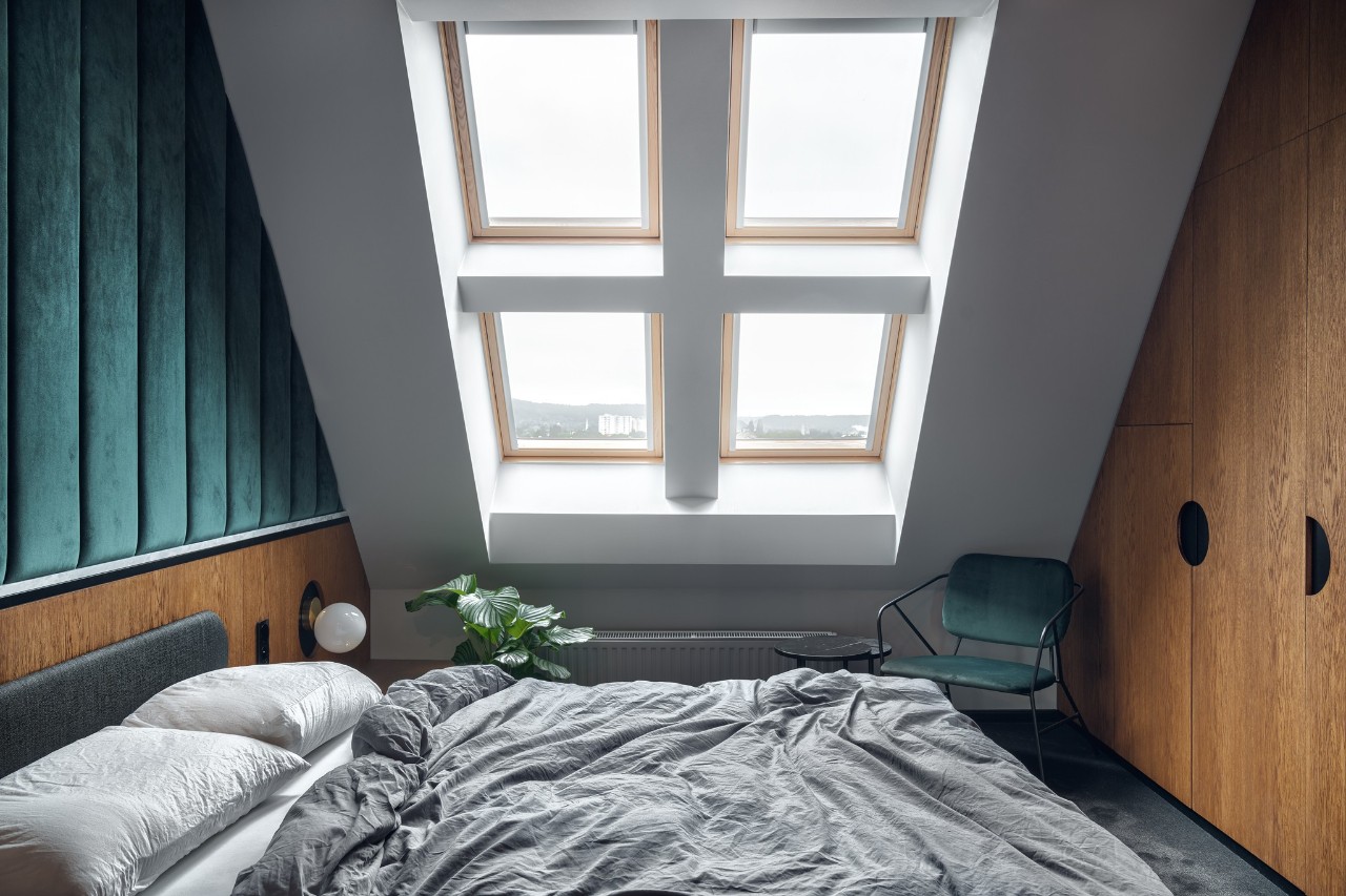 79㎡斜頂閣樓變身小型別墅，縱享音樂與酒的品質(zhì)生活