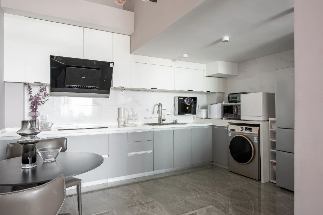 43㎡的loft變身輕奢小別墅，空間規劃&軟裝搭配，統統滿分！