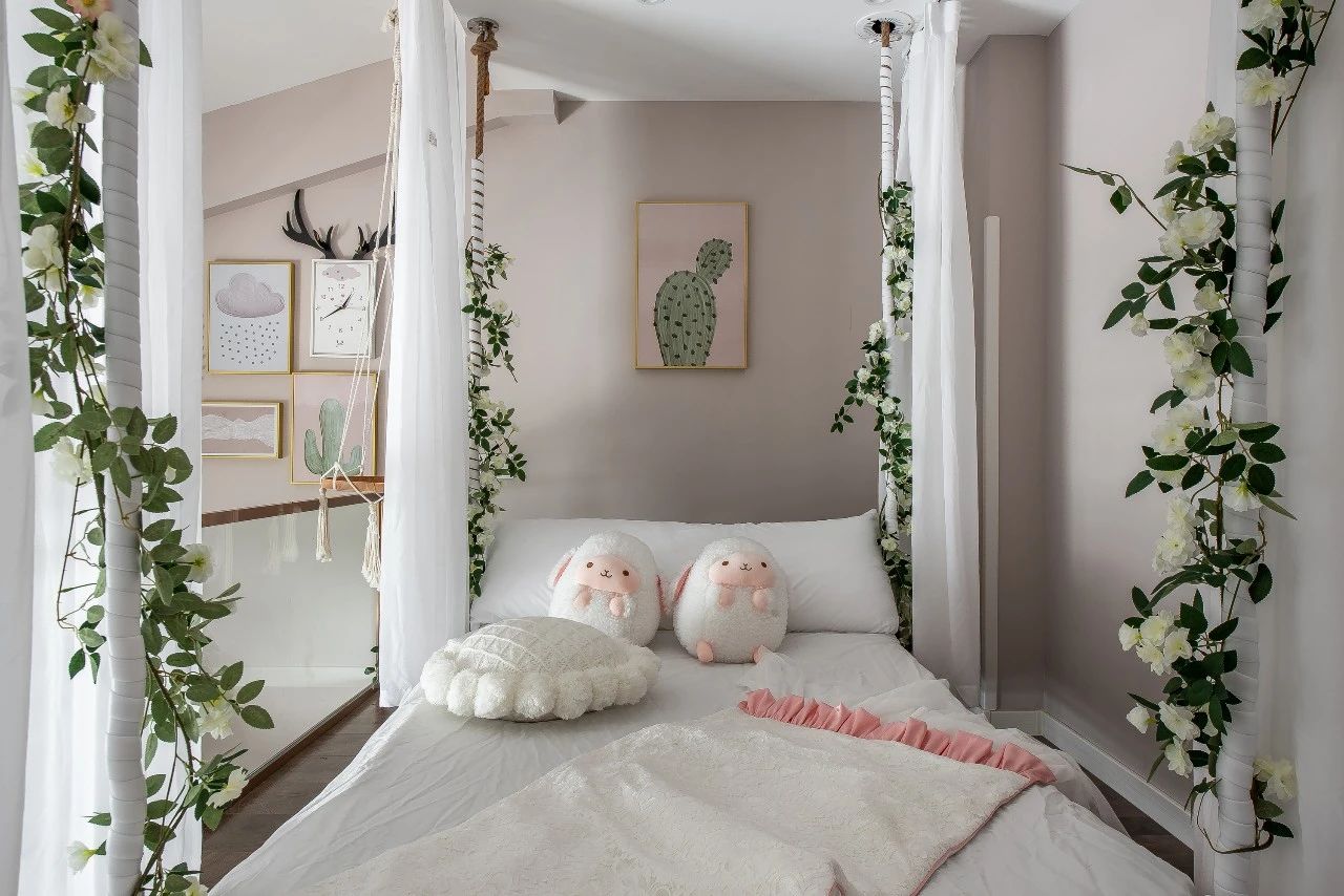 43㎡的loft變身輕奢小別墅，空間規劃&軟裝搭配，統統滿分！