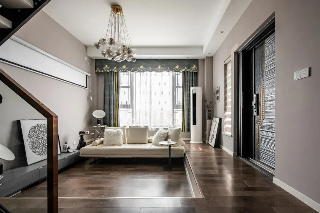 43㎡的loft變身輕奢小別墅，空間規劃&軟裝搭配，統統滿分！