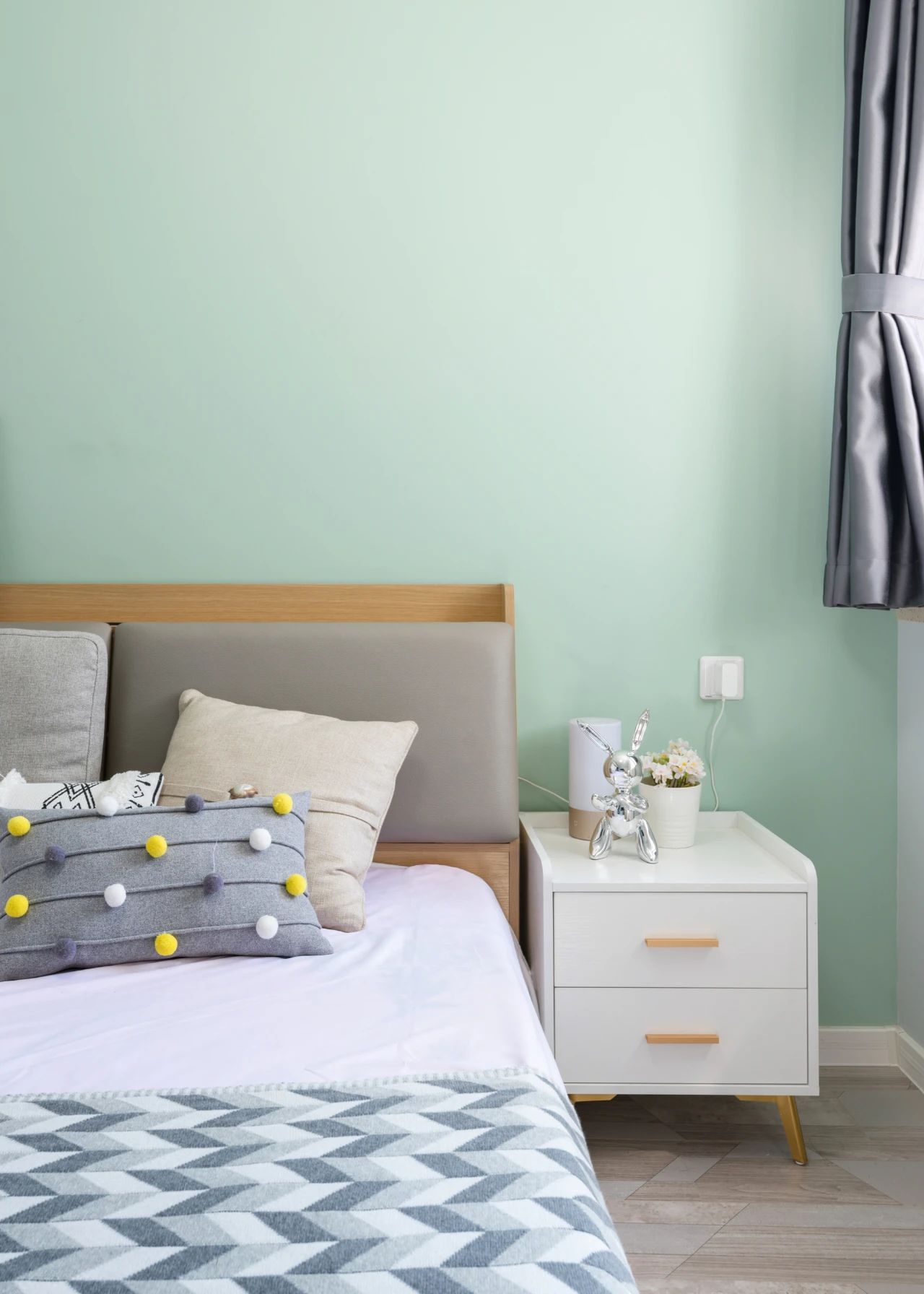 64㎡小戶型裝修 | 做好頂天立地柜，90后夫妻血賺30㎡收納，實(shí)用！