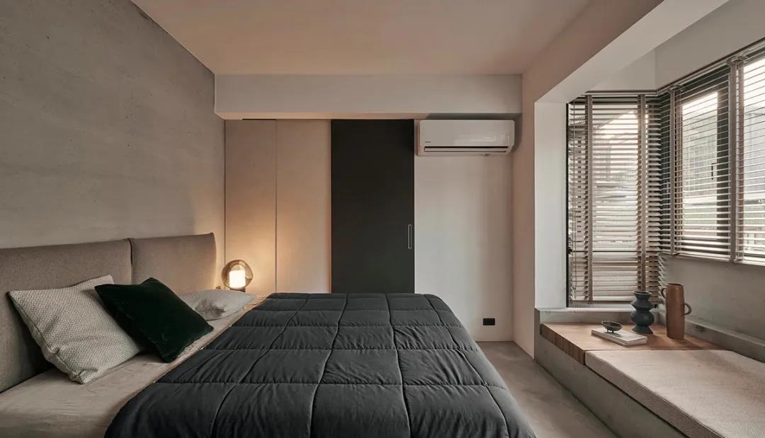 西安獨居設計師的109㎡復式，極致演繹黑白高級感