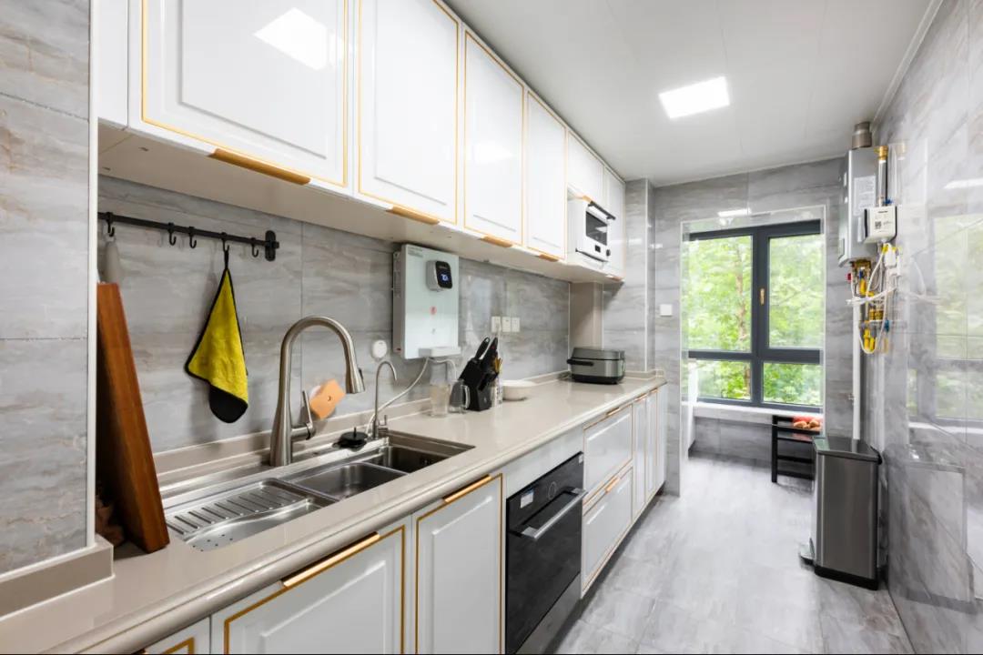 拱門、燈光、雕花石膏線,這套143㎡法式新古典案例處處值得借鑒!