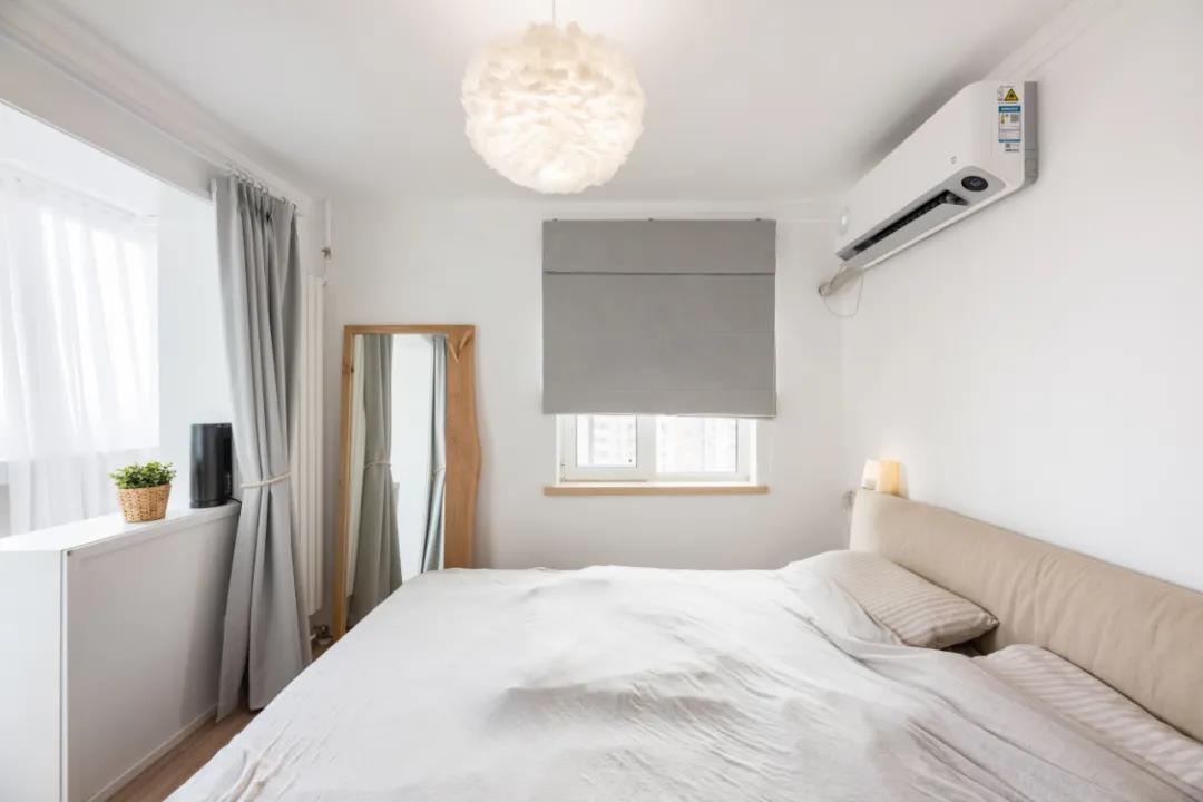 老房沒(méi)廳？80㎡三居變兩居，生活、會(huì)客、休閑面面俱到！