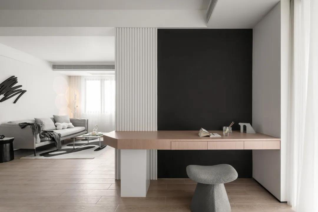 武漢98㎡「奧利奧風」，創意腦洞治愈細節控！