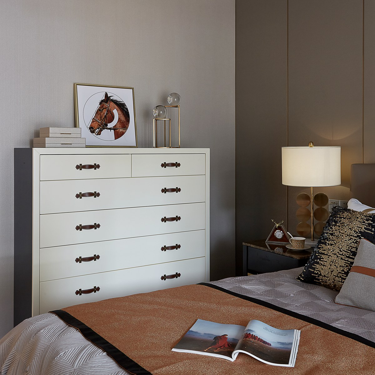 124㎡多口之家，全屋『愛馬仕橙』，雜志里才有的樣子！