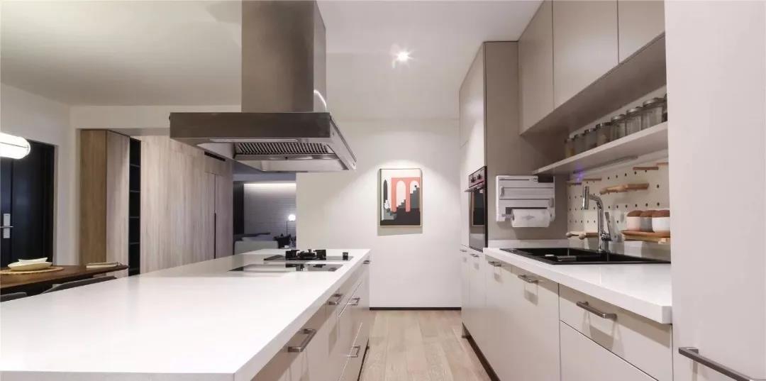 客廳變身「觀景臺」，他家90㎡學(xué)區(qū)房能坐看云卷云舒～