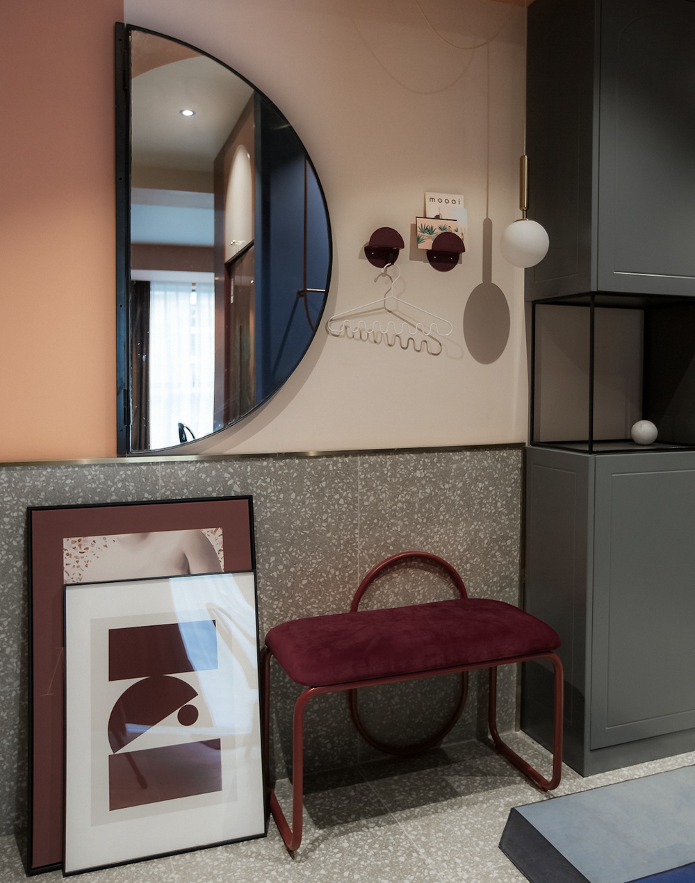 設計師的85㎡『孟菲斯宅』，過道吧臺+酒柜，審美太高級！