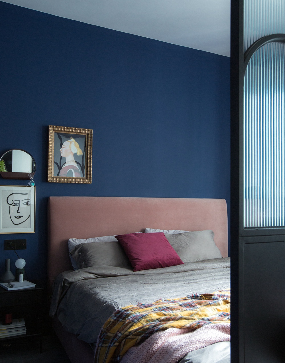 設計師的85㎡『孟菲斯宅』，過道吧臺+酒柜，審美太高級！