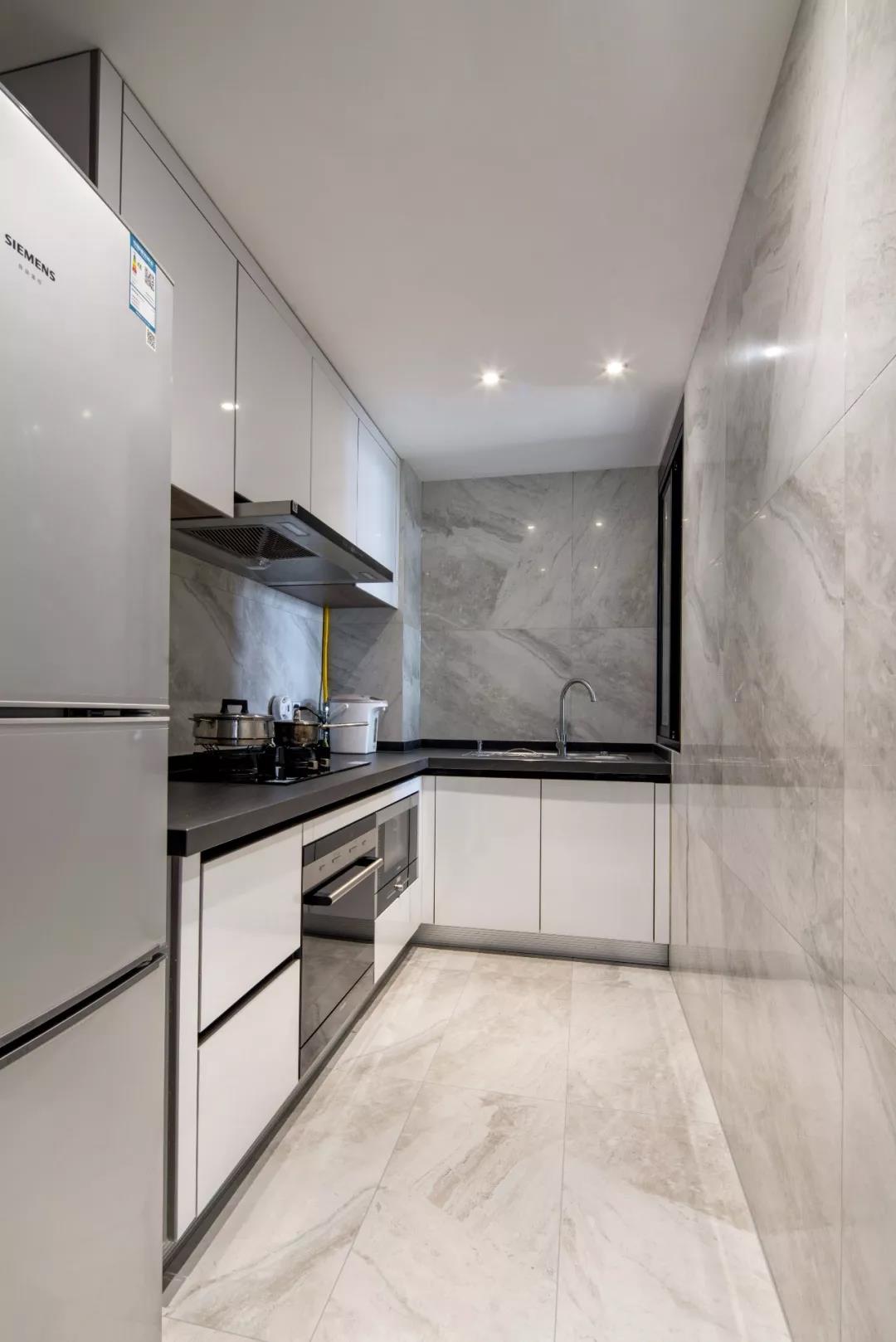 85㎡絕美海景婚房，收納多到犯規，兩人一貓太舒適！