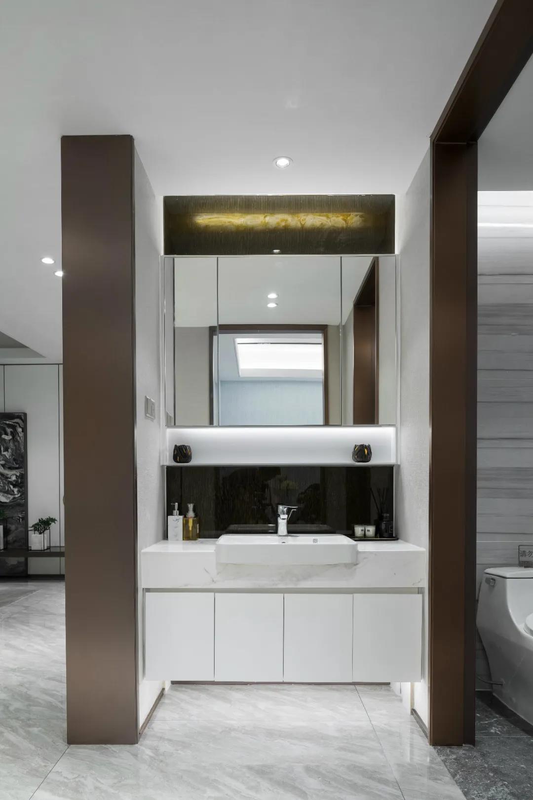 130㎡裝出「赫拉宮殿」般恢弘氣勢，美到骨子里