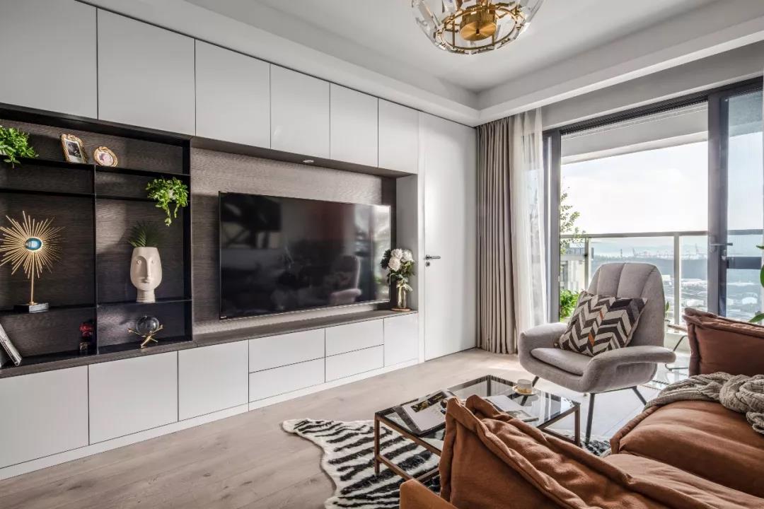 85㎡絕美海景婚房，收納多到犯規，兩人一貓太舒適！