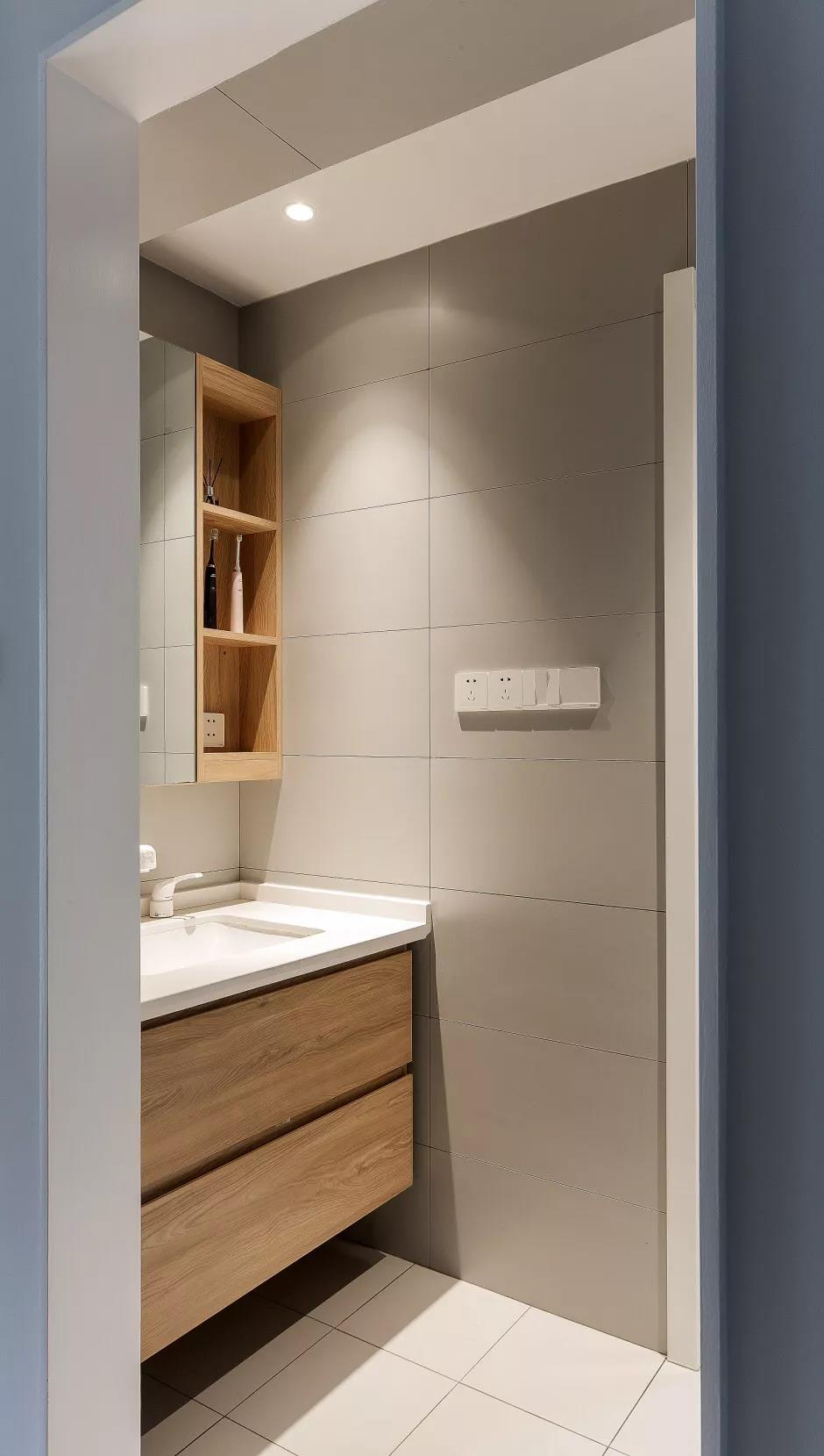 女朋友吵著要在客廳裝書房，起初我不同意，入住后好用哭了