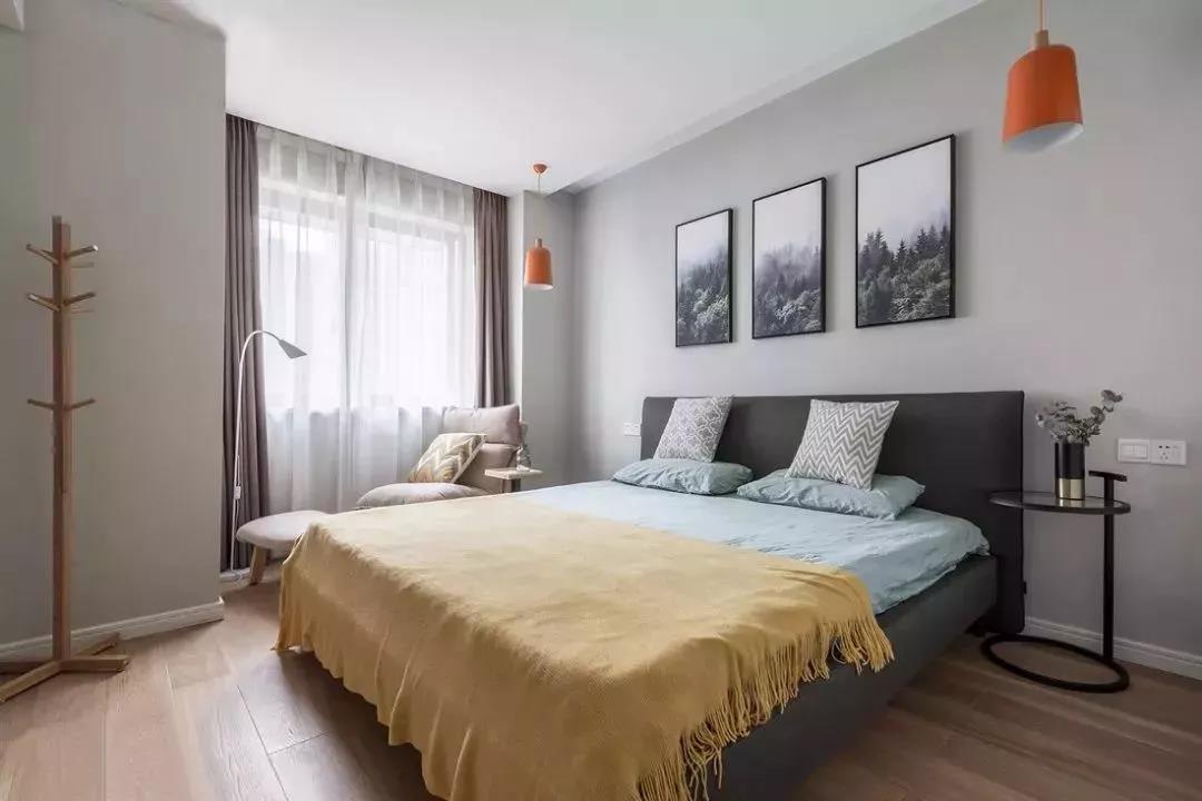 海歸夫妻98㎡精致宅，客廳變豪華影院，太爽了！