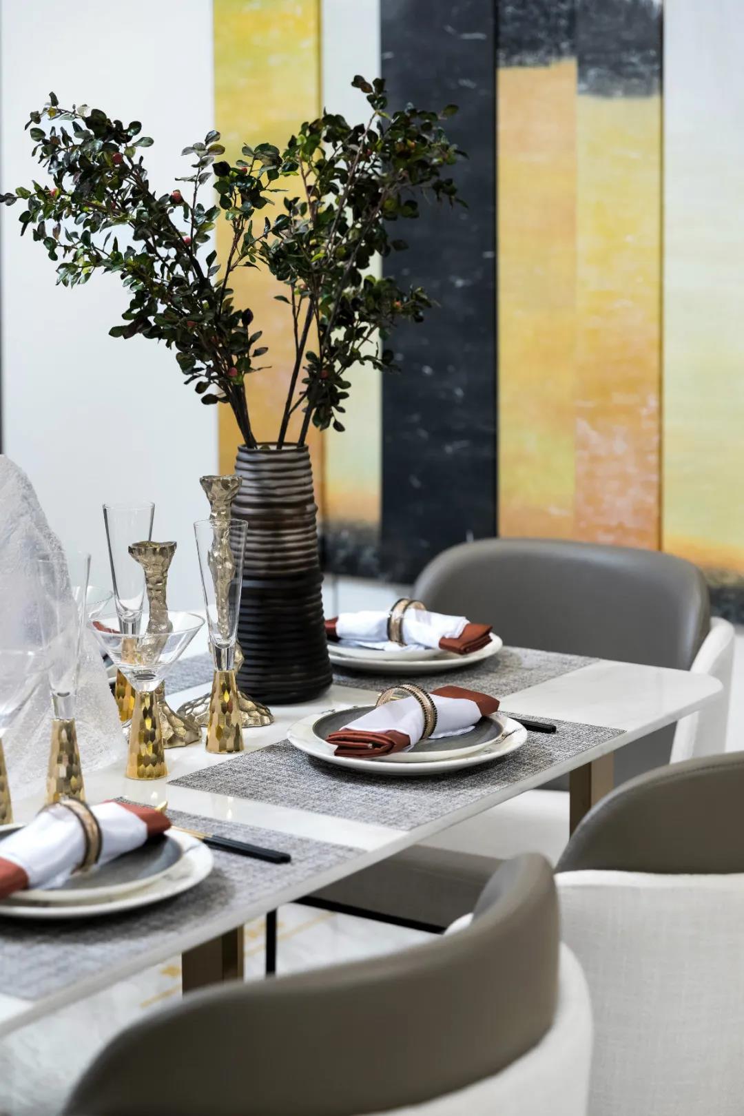 130㎡裝出「赫拉宮殿」般恢弘氣勢，美到骨子里