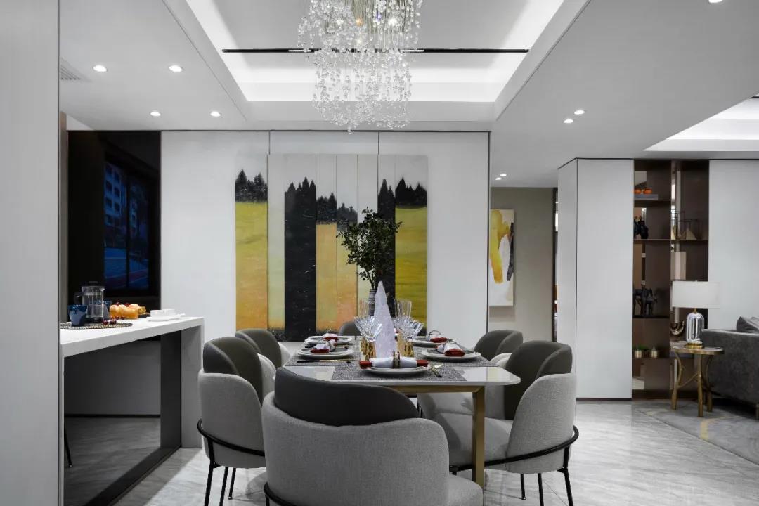 130㎡裝出「赫拉宮殿」般恢弘氣勢，美到骨子里