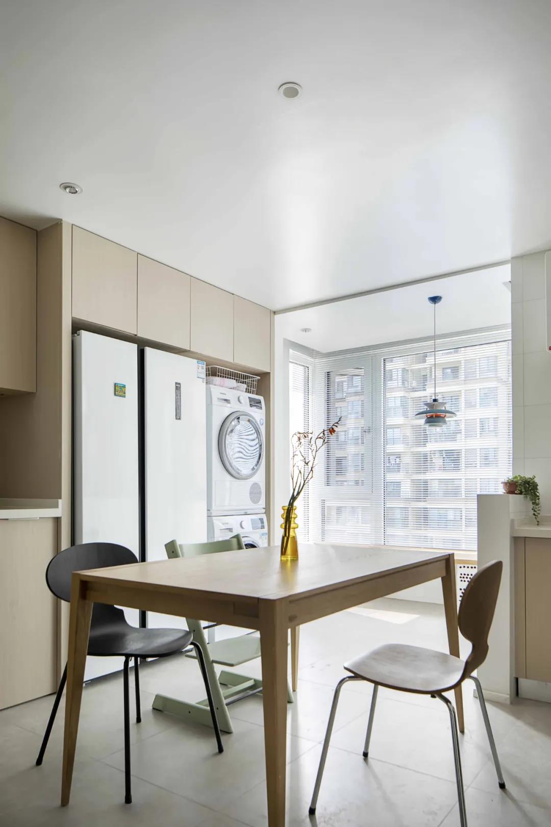 「明星級(jí)二孩家裝」大揭秘：超強(qiáng)收納＋兒童趣味屋，快收藏！