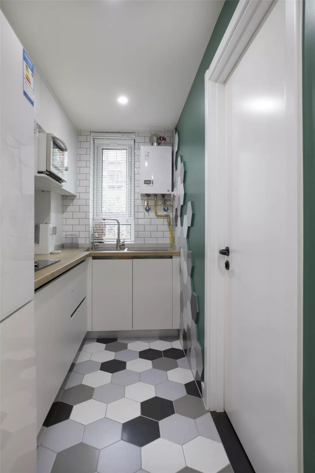 82㎡兩居利用率100%，為毛孩打造游樂場，自己的空間一點不少	