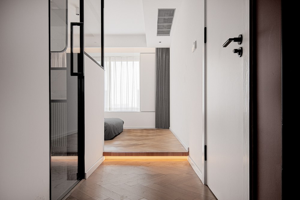 小夫妻80㎡兩居爆改，空間神規劃，一間房變成書房+衣帽間