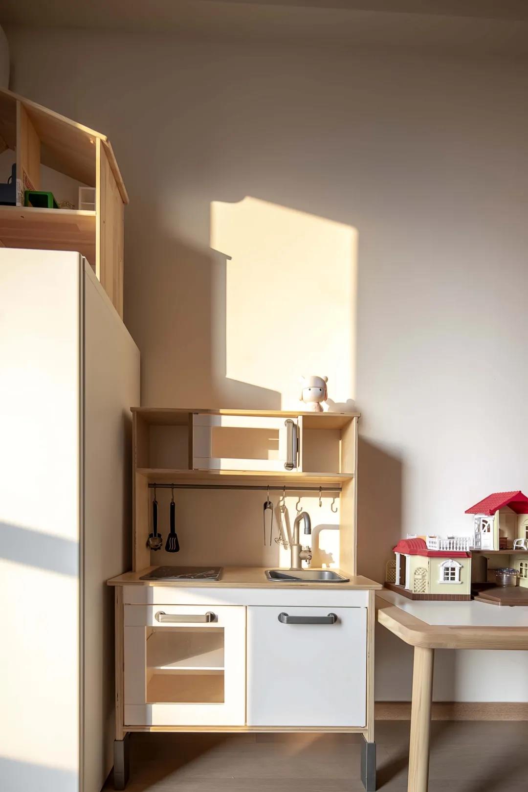 「明星級(jí)二孩家裝」大揭秘：超強(qiáng)收納＋兒童趣味屋，快收藏！