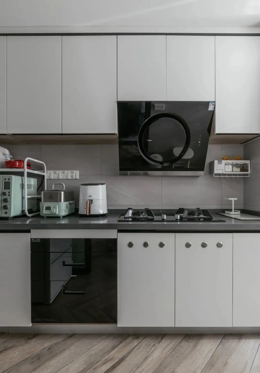 天津85㎡小戶型兩居巧利用，為貓主子再造出1㎡，太有創(chuàng)意！