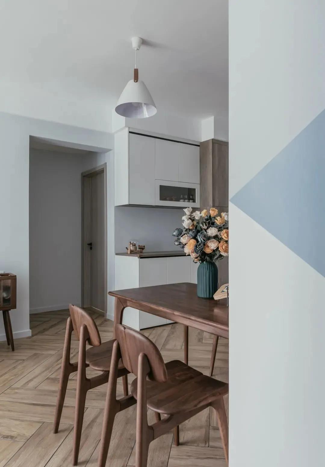 天津85㎡小戶型兩居巧利用，為貓主子再造出1㎡，太有創(chuàng)意！