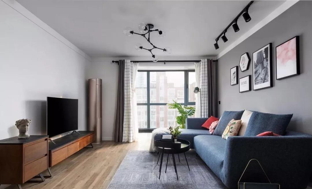 她買下94㎡老宅，“憑空捏造”功能區(qū)，每1㎡都是王炸